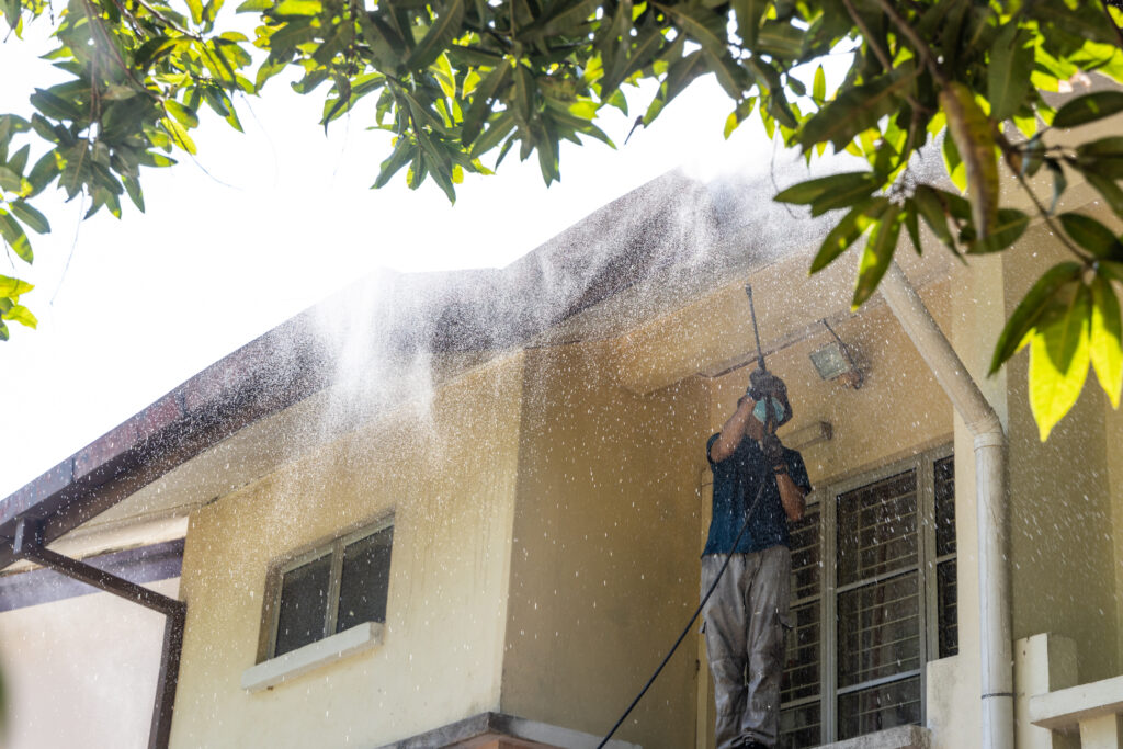 Power washing service in Denver